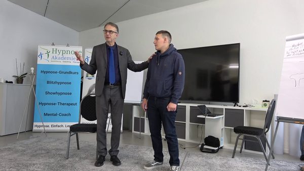 Швейцария, 2021: невербальная индукция с новым участником